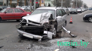 Из-за ДТП в центре Бреста полтора часа стояли троллейбусы (фото)