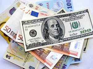 Нацбанк Беларуси прогнозирует в ближайшее время сужение диапазона колебаний курсов валют