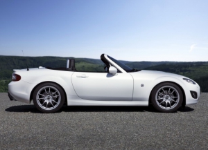 Новая Mazda MX-5 может получить «дизель»