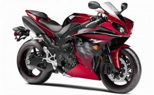 Старая новая эрка. Yamaha YZF-R1 2011