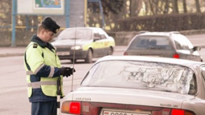 Судоисполнители совместно с ГАИ разыскивают автомобили должников с помощью «Автоурагана»