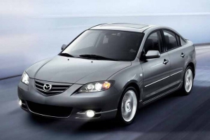 "Убить" Mazda3 - впечатлительных просим не смотреть