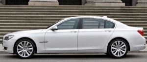В Детройте угнали выставочный BMW 750