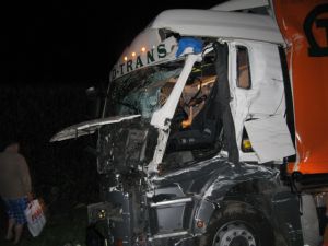 В Минском районе около д. Плебанцы произошла страшная авария с участием 3 грузовых автомобилей.