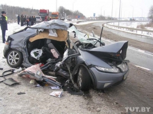В Украине Honda столкнулась с белорусской фурой: погибла пассажирка легковушки