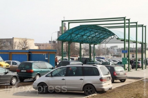 Жители Барановичей спешно меняют автомобили