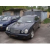 Mercedes E210 / Электро стеклоподъемники,  электро зеркала,  обогрев зеркал,  люк,  релинги,  ABS, 3 года в РБ один хозяин,  проходит в РФ.  СРОЧНО!