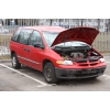 Аварийный Dodge Caravan 2000 г. в.